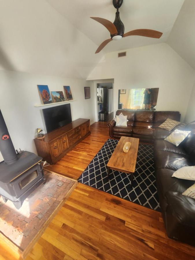 The Oaks Lake House Tichborne Екстер'єр фото
